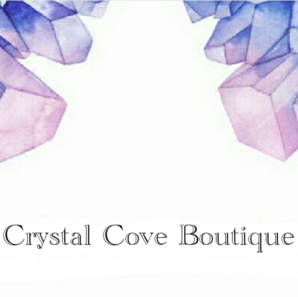 ✨ @crystalcoveboutique ✨